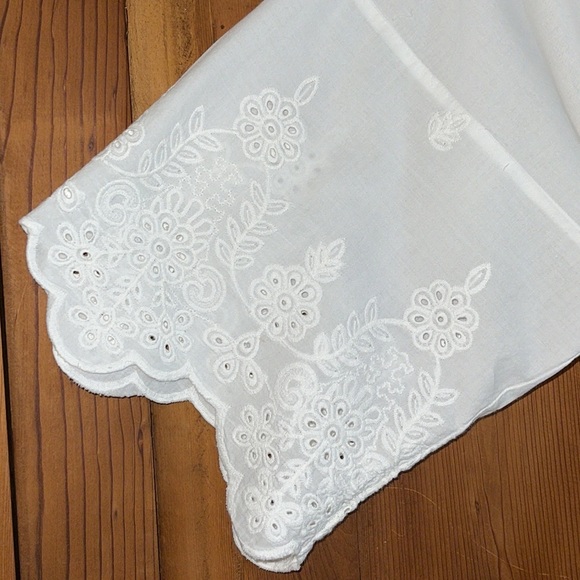 Linea Donatella White Gorgeous Cotton Eyelet Robe Sz. S/M Bridal - Picture 10 of 16